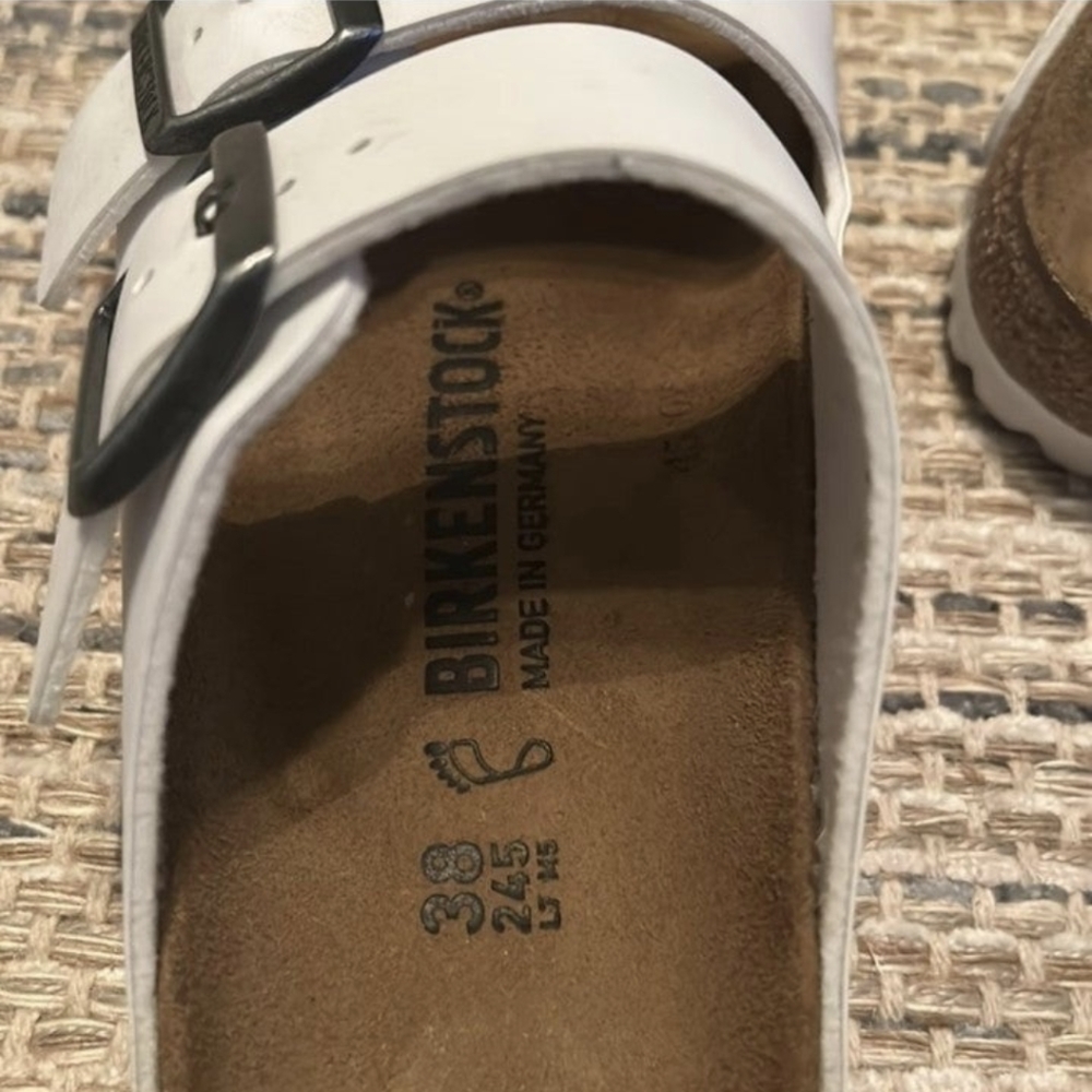 SOLD Birkinstock sandals - Picture 7 of 7